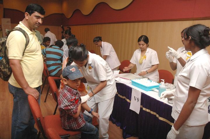 Vikram promotes Liver Life in MIOT Hospital | Picture 52751